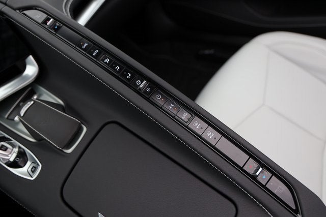 2025 Chevrolet Corvette E-Ray 1LZ