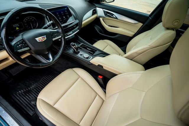 2023 Cadillac CT5 Luxury