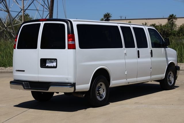 2017 Chevrolet Express Passenger 3500 LT
