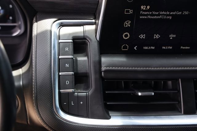 2022 GMC Yukon XL SLT