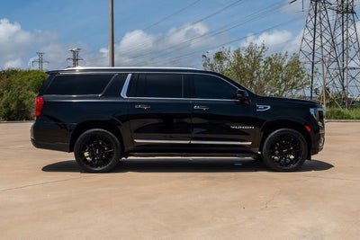 2022 GMC Yukon XL SLT