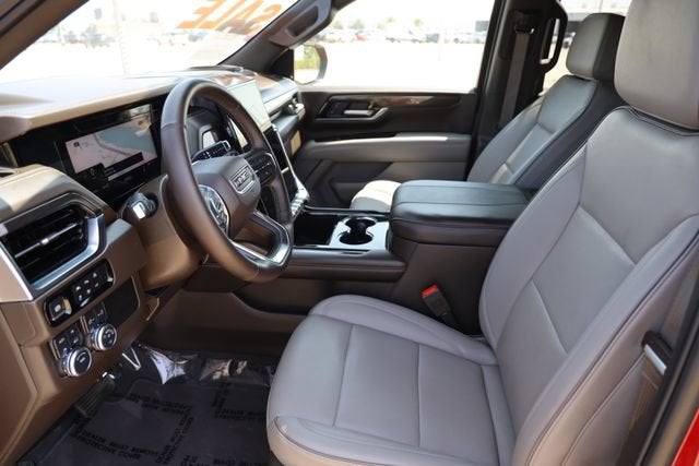 2025 GMC Yukon Elevation