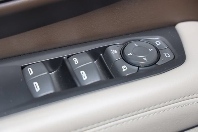 2025 GMC Yukon Elevation