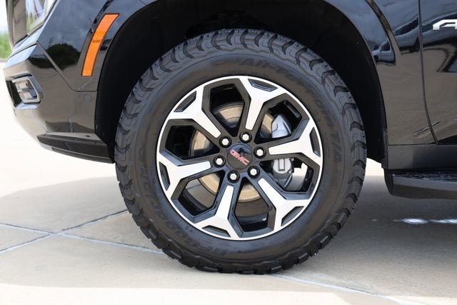 2025 GMC Yukon AT4