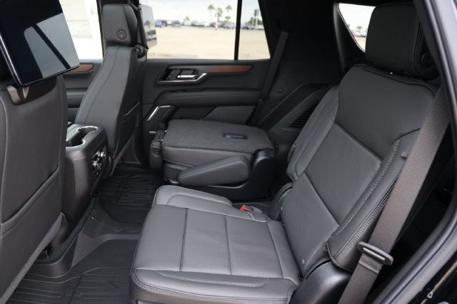 2027 GMC Yukon Denali - Photo 14