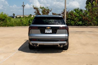 2024 Chevrolet Traverse LT
