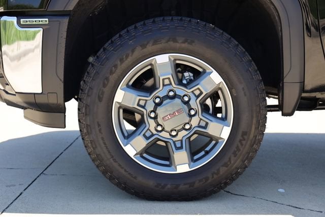2026 GMC Sierra 3500 HD SLE