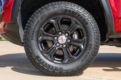 2024 GMC Canyon Elevation