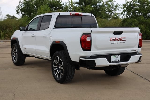2024 GMC Canyon AT4