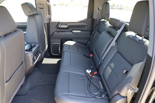 2026 GMC Sierra 1500 SLT - Photo 13