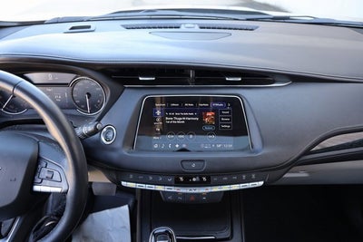 2022 Cadillac XT4 Premium Luxury