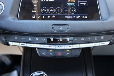 2022 Cadillac XT4 Premium Luxury