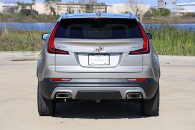 2022 Cadillac XT4 Premium Luxury