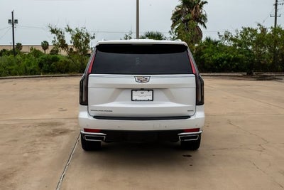 2022 Cadillac Escalade Luxury