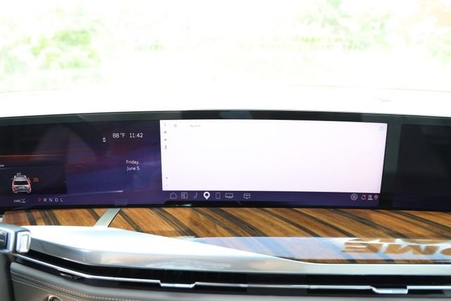 2026 Cadillac Escalade Platinum Sport - Photo 19
