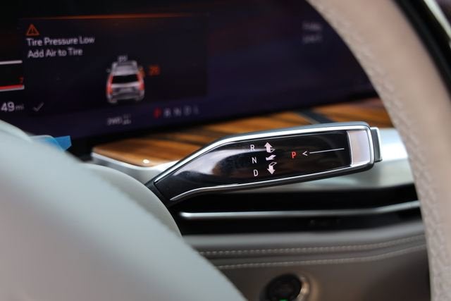 2026 Cadillac Escalade Platinum Sport - Photo 32