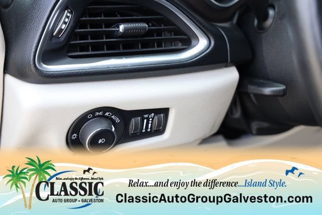 2019 Chrysler Pacifica Touring L Plus