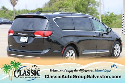 2019 Chrysler Pacifica Touring L Plus