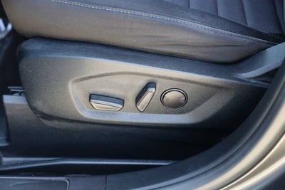 2020 Ford Edge SE