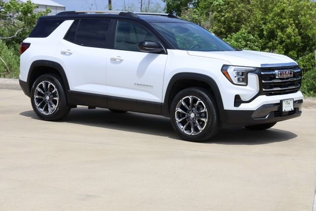 2026 GMC Terrain Elevation FWD's photo