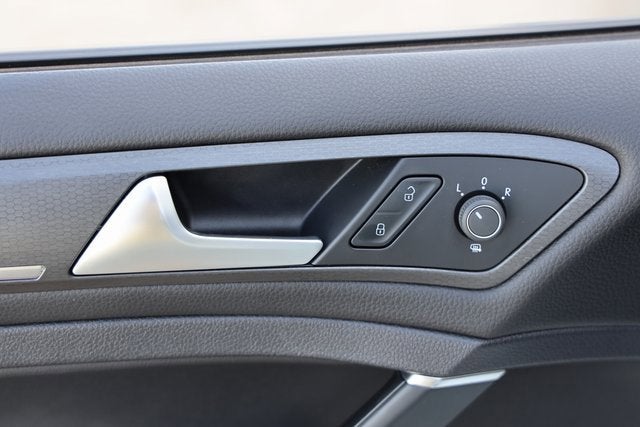 2021 Volkswagen Golf GTI S