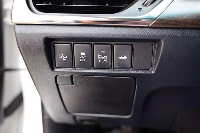 2017 Toyota Avalon Hybrid XLE Plus