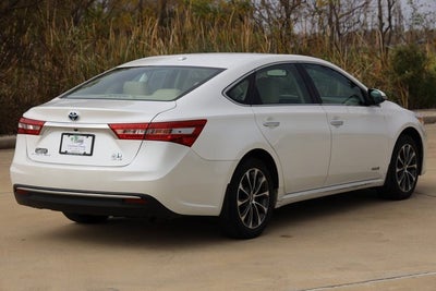 2017 Toyota Avalon Hybrid XLE Plus