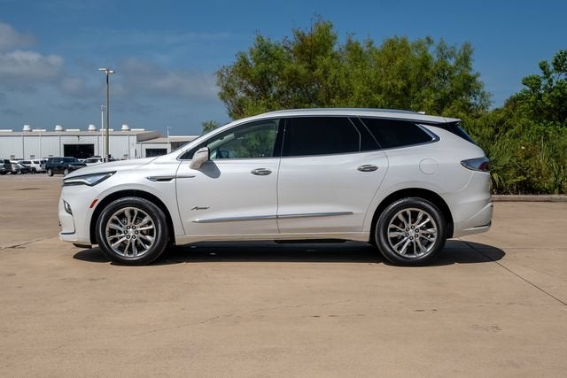 2022 Buick Enclave Avenir