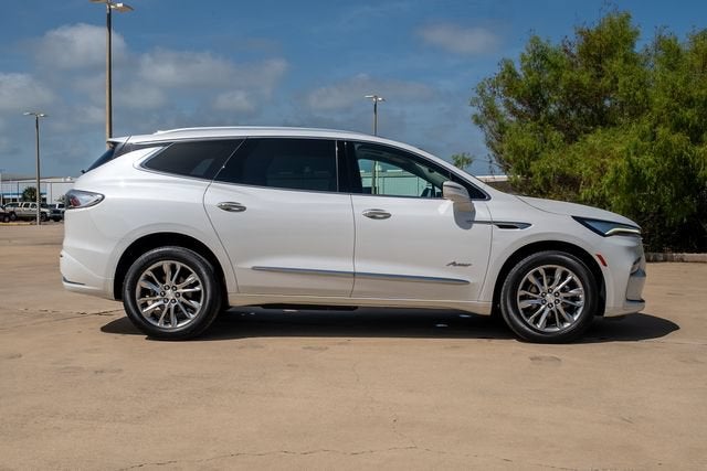 2022 Buick Enclave Avenir