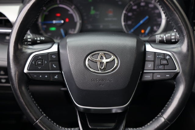 2021 Toyota Highlander Hybrid Platinum