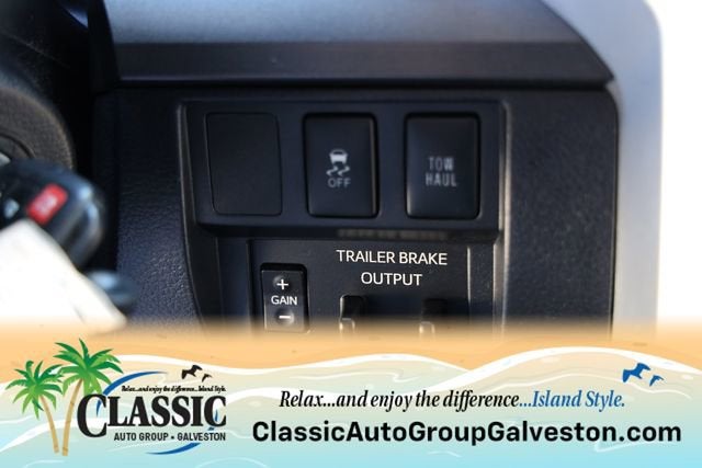 2018 Toyota Tundra 4WD SR5