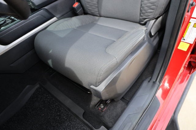 2022 Toyota Tundra 4WD SR5
