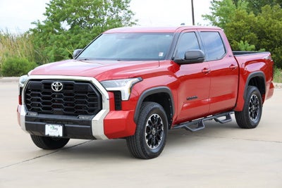 2022 Toyota Tundra 4WD SR5
