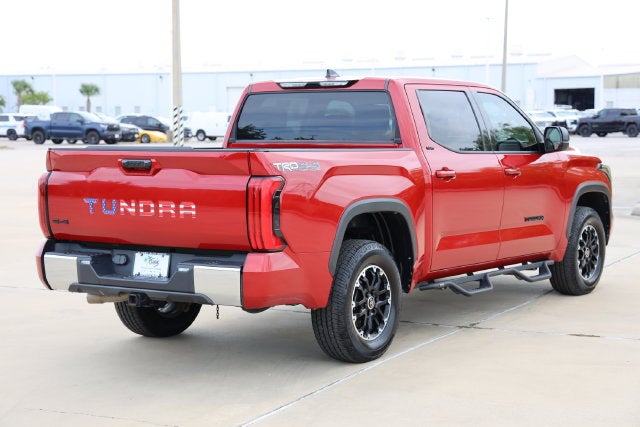 2022 Toyota Tundra 4WD SR5