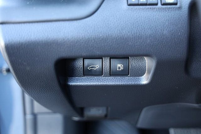 2025 Toyota Crown Signia XLE