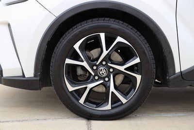 2020 Toyota C-HR LE