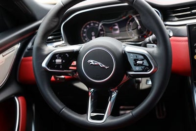 2024 Jaguar XF R-Dynamic SE