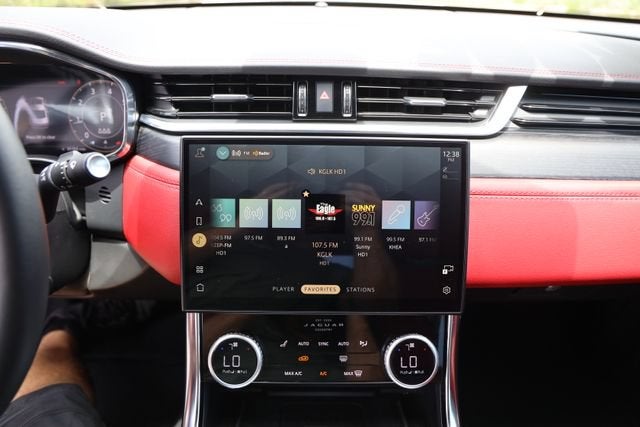 2024 Jaguar XF R-Dynamic SE