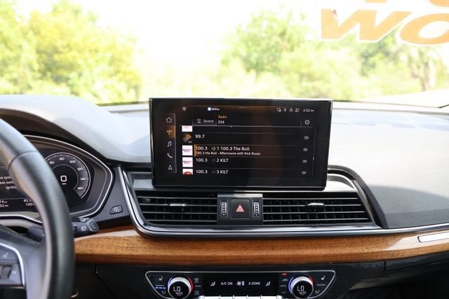 2022 Audi Q5 S line Premium Plus